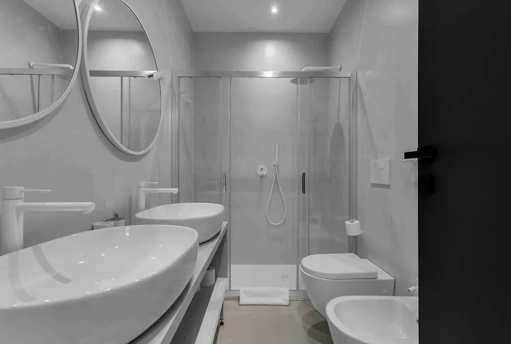 Casa Nanda - Flat Near Navigli And Tortona Area Apartment Milan 0*,  Italy