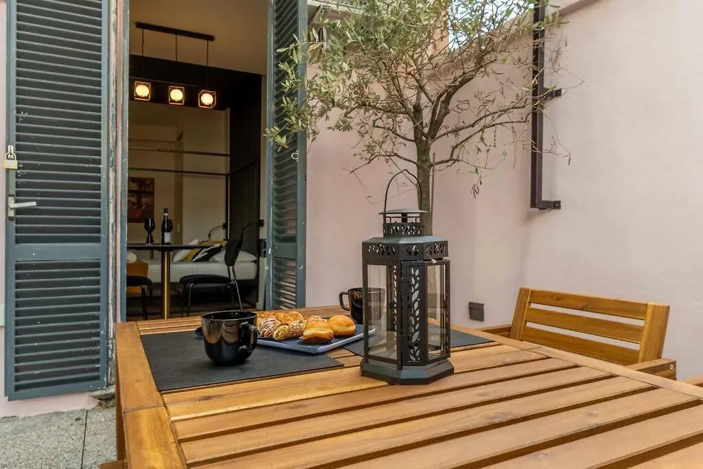Casa Nanda - Flat Near Navigli And Tortona Area Apartment Milan 0*,