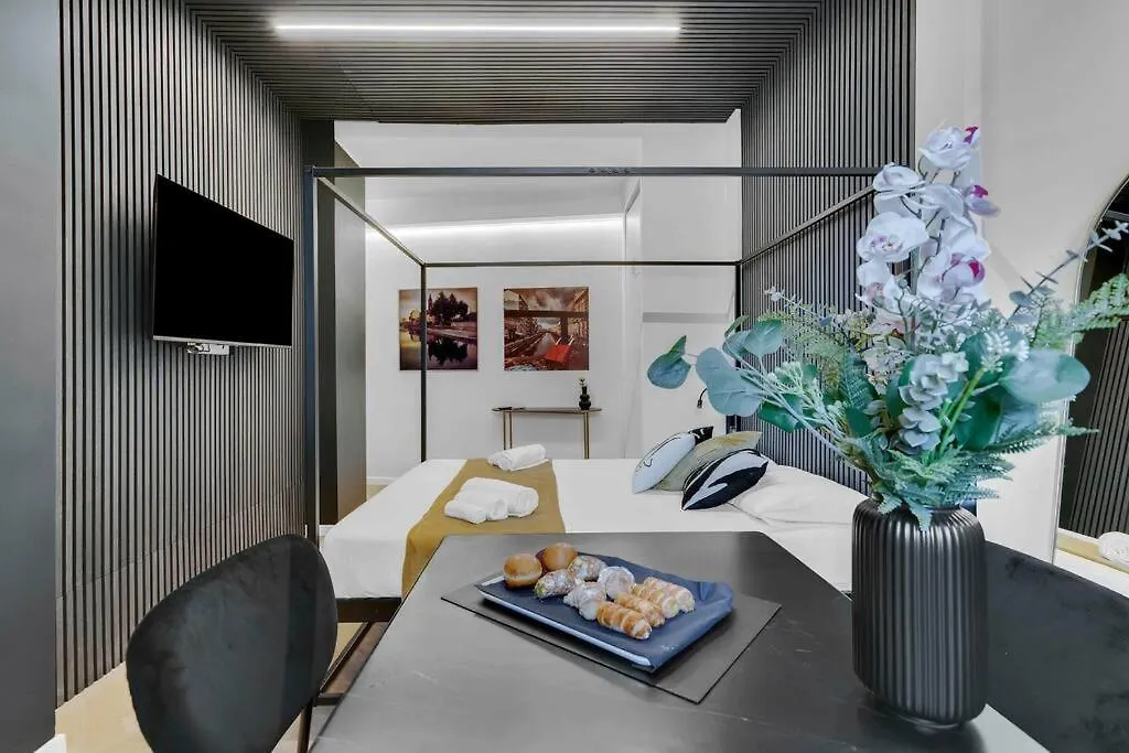 Casa Nanda - Flat Near Navigli And Tortona Area Apartment Milan