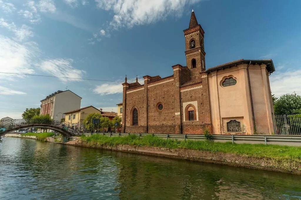 Casa Nanda - Flat Near Navigli And Tortona Area Apartment Milan Italy