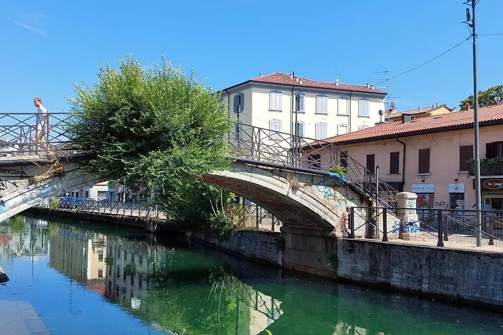 Casa Nanda - Flat Near Navigli And Tortona Area Apartment Milan Italy