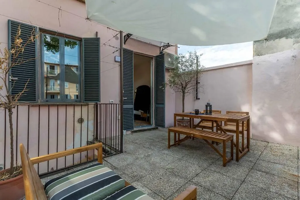 Casa Nanda - Flat Near Navigli And Tortona Area Apartment Milan