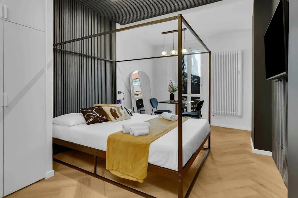 Casa Nanda - Flat Near Navigli And Tortona Area Apartment Milan
