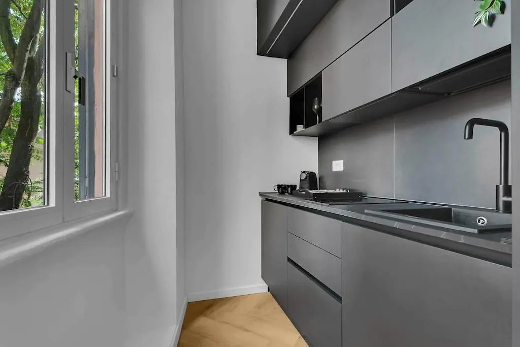 Casa Nanda - Flat Near Navigli And Tortona Area Apartment Milan 0*,