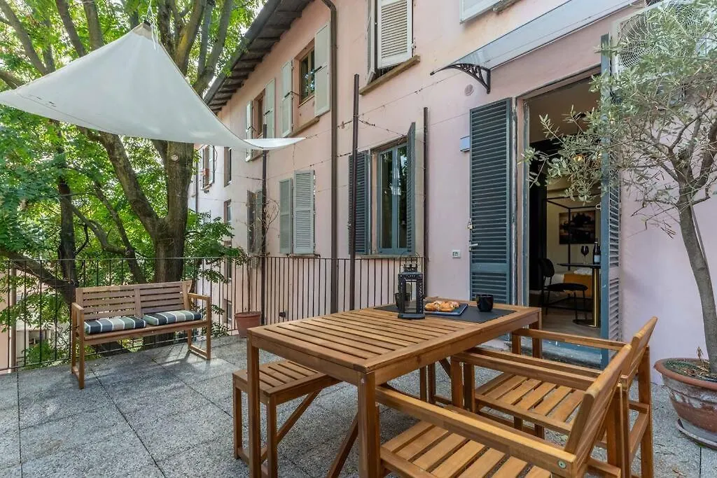 Casa Nanda - Flat Near Navigli And Tortona Area Apartment Milan